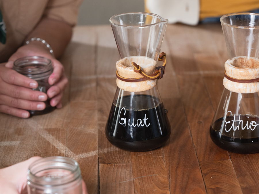 Chemex brewers lined up mid-pour